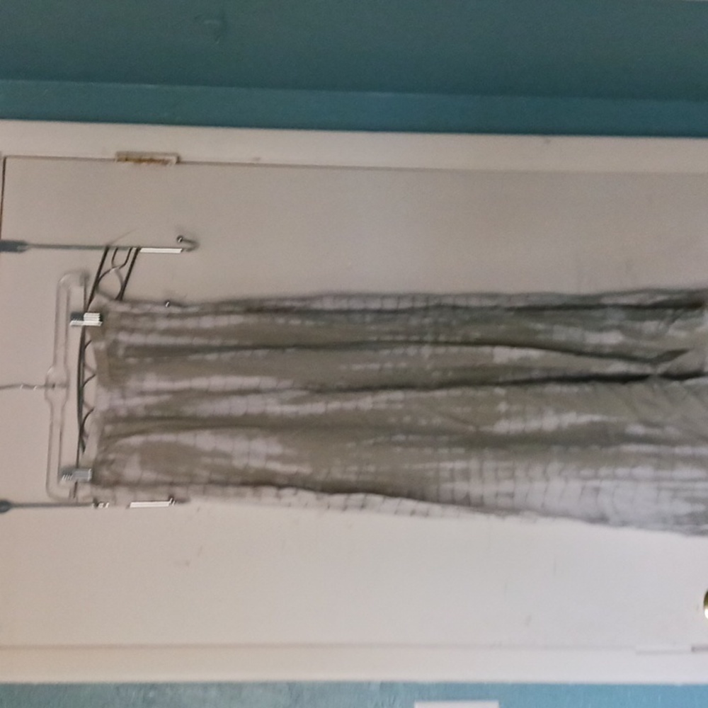 Summer pants, high slits on both legs.